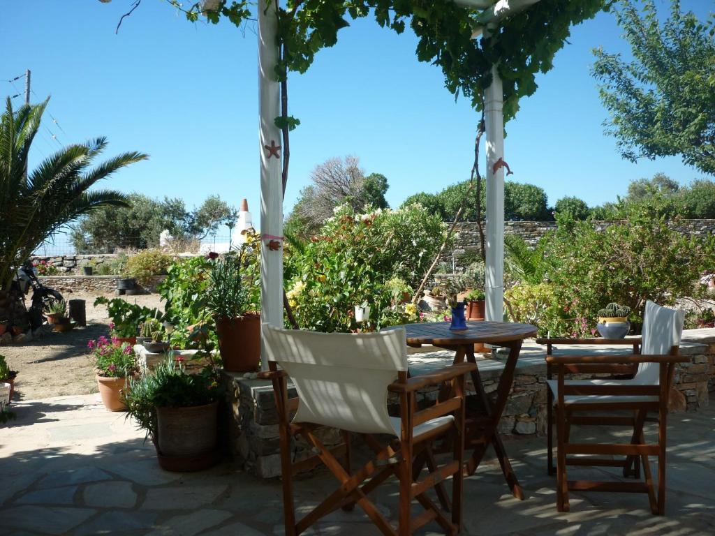 Platis Gialos  Smaragda Rooms & Studios מראה חיצוני תמונה