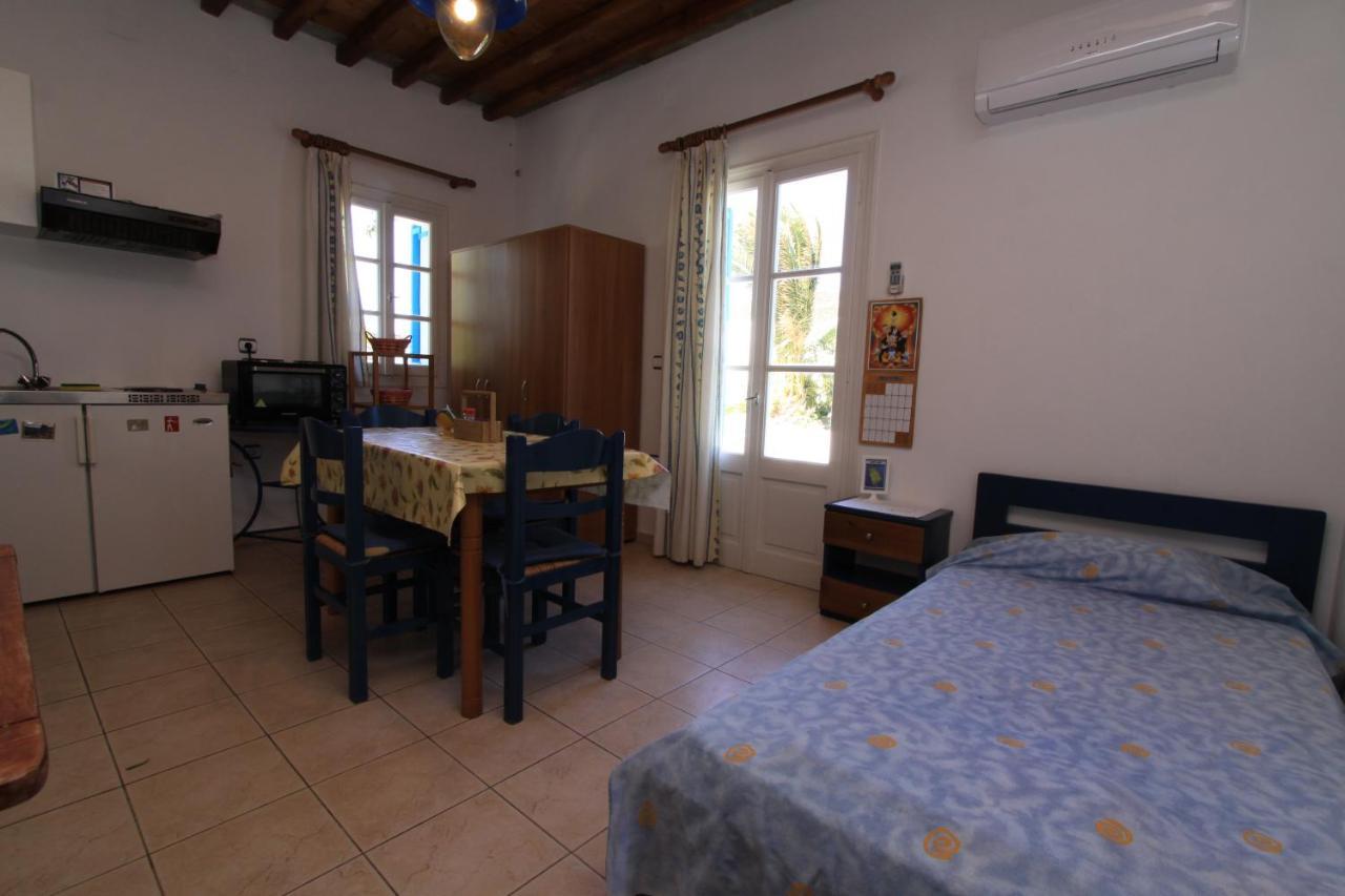 Platis Gialos  Smaragda Rooms & Studios מראה חיצוני תמונה