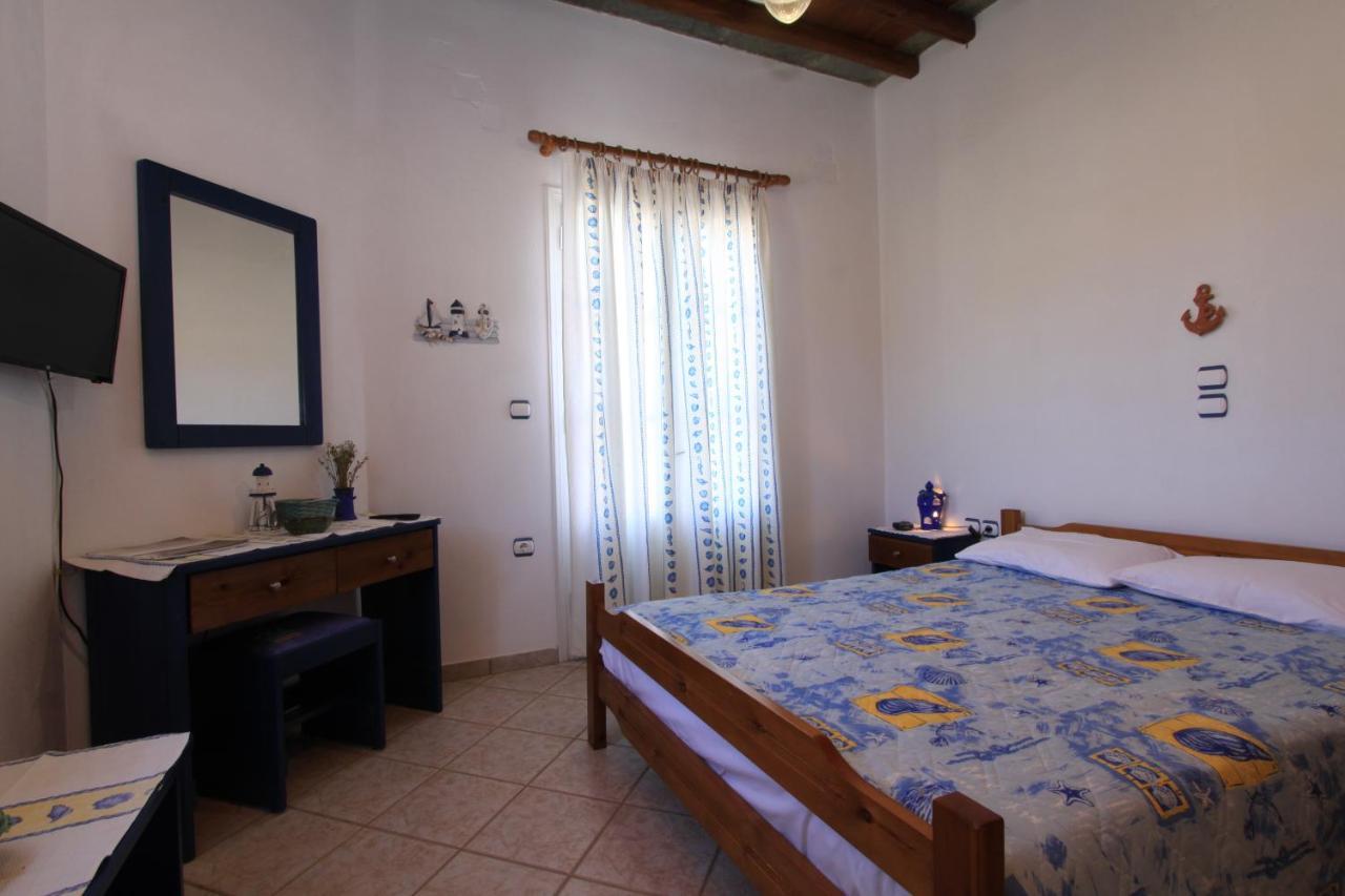 Platis Gialos  Smaragda Rooms & Studios מראה חיצוני תמונה